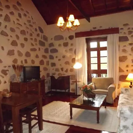 多纳玛格丽塔乡村旅馆 *