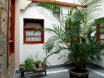 Dona Margarita *
